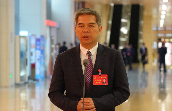 省人大代表、揭陽普寧市中醫醫院院長羅列波：構建醫養聯合服務體 提升中醫藥適老服務