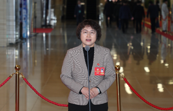 省政協委員，廣東工業大學黨委常委、統戰部部長李靖茂：重視并開展好體育大課間